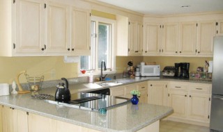 厨房吊柜一般挂多高 厨房吊柜一般挂几米