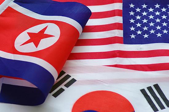 美国在朝鲜半岛东部海域军演 外交部回应