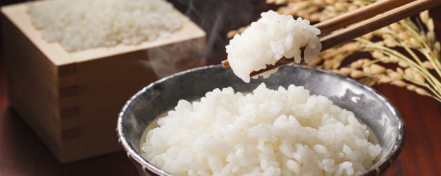 米饭蒸多长时间才好吃呢 米饭一般蒸多久才好吃