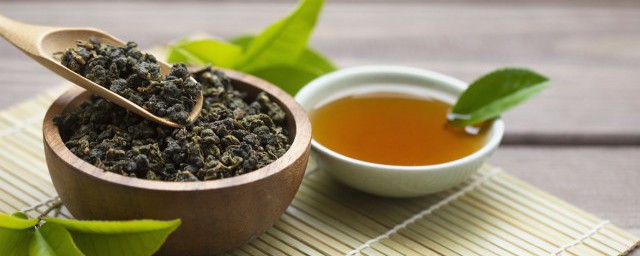 柿饼和茶水能一起吃吗 柿饼和茶水可以一起食用吗