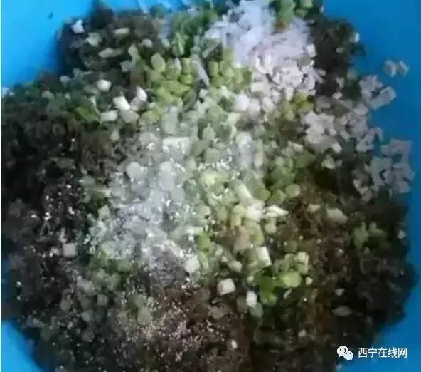 蒸一屉包子（拾一把地软蒸一笼包子）