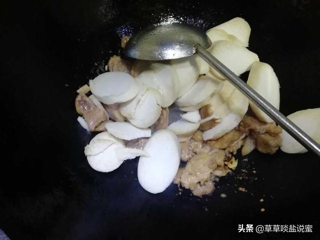 杏鲍菇炒肉片有什么功效（常吃菌类食物提高免疫力）