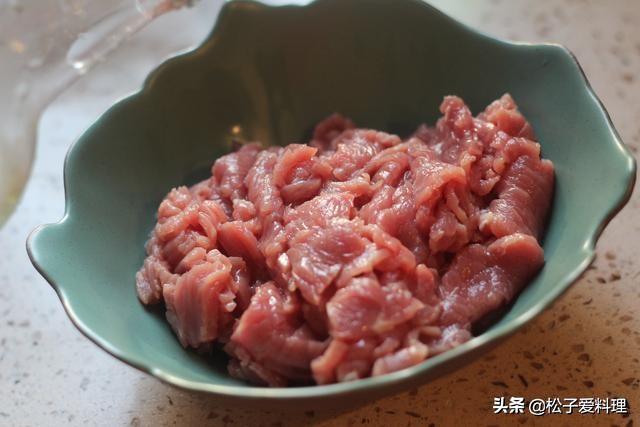 牛肉怎么做不柴不腥软烂入味（做出来的牛肉总是口感太硬）