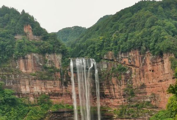 重庆8月份适合旅游的地方有哪些